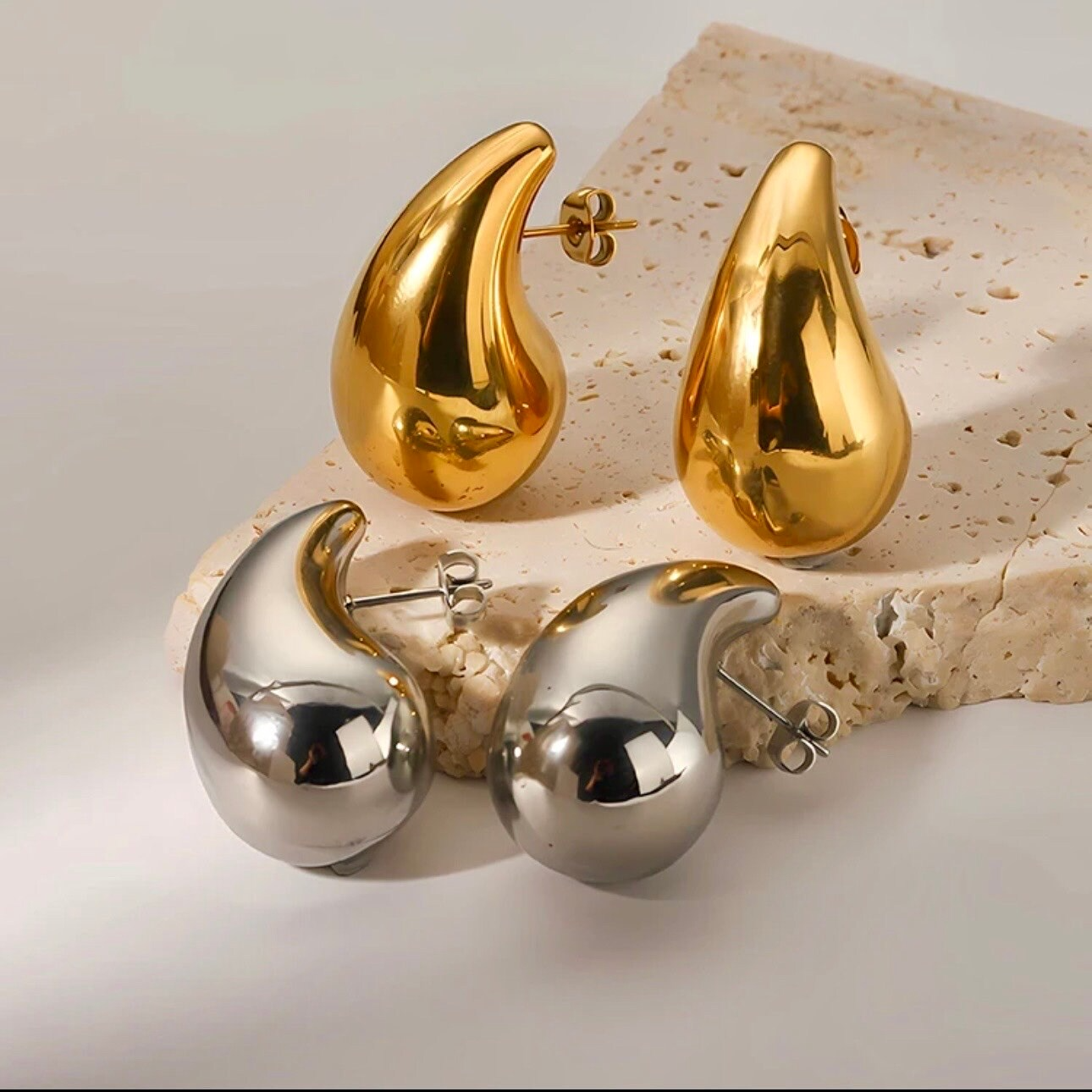 Drop Ohrringe 18 Karat Gold Veredelung • Tropfen Form • Statement Ohrringe • Hochwertiger Edelstahl Hypoallergen Frei