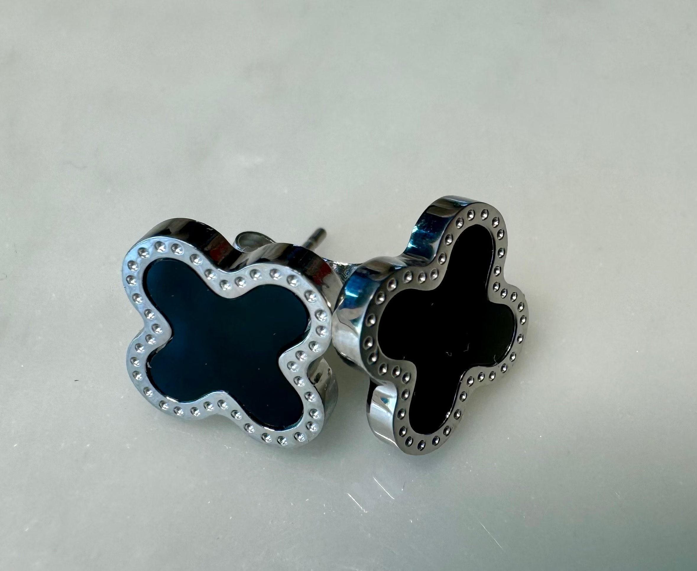 Kleeblatt Ohrringe 18 Karat Goldveredelung • Statement Ohrringe • Hochwertiger Edelstahl • Hyperallergen Frei