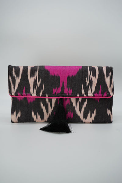 Clutch Seide UNTITLED PINK schwarz