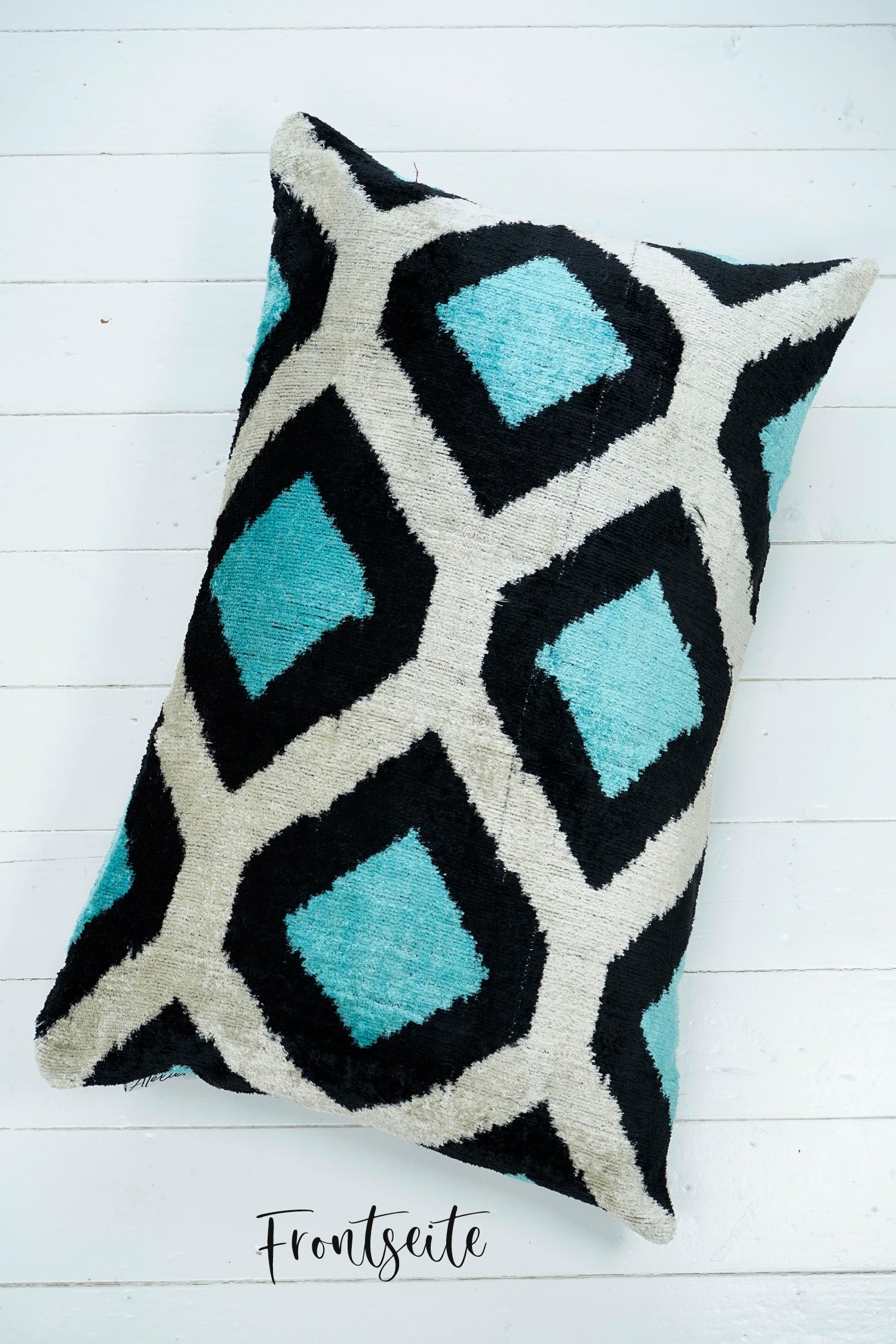 Seidensamt Kissen FUNKY ROMBO schwarz