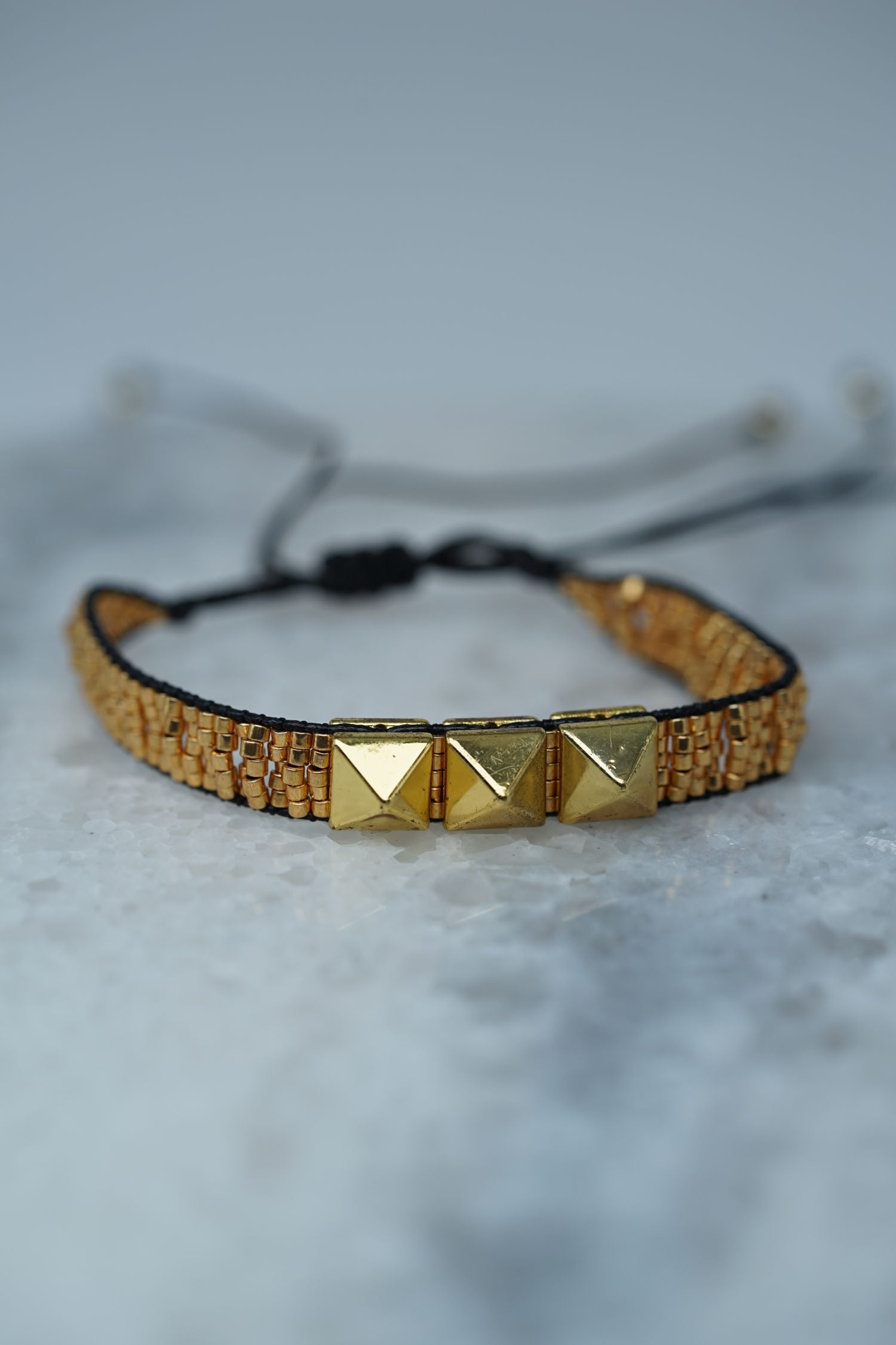 Statement Armband RIVETTO gold-schwarz