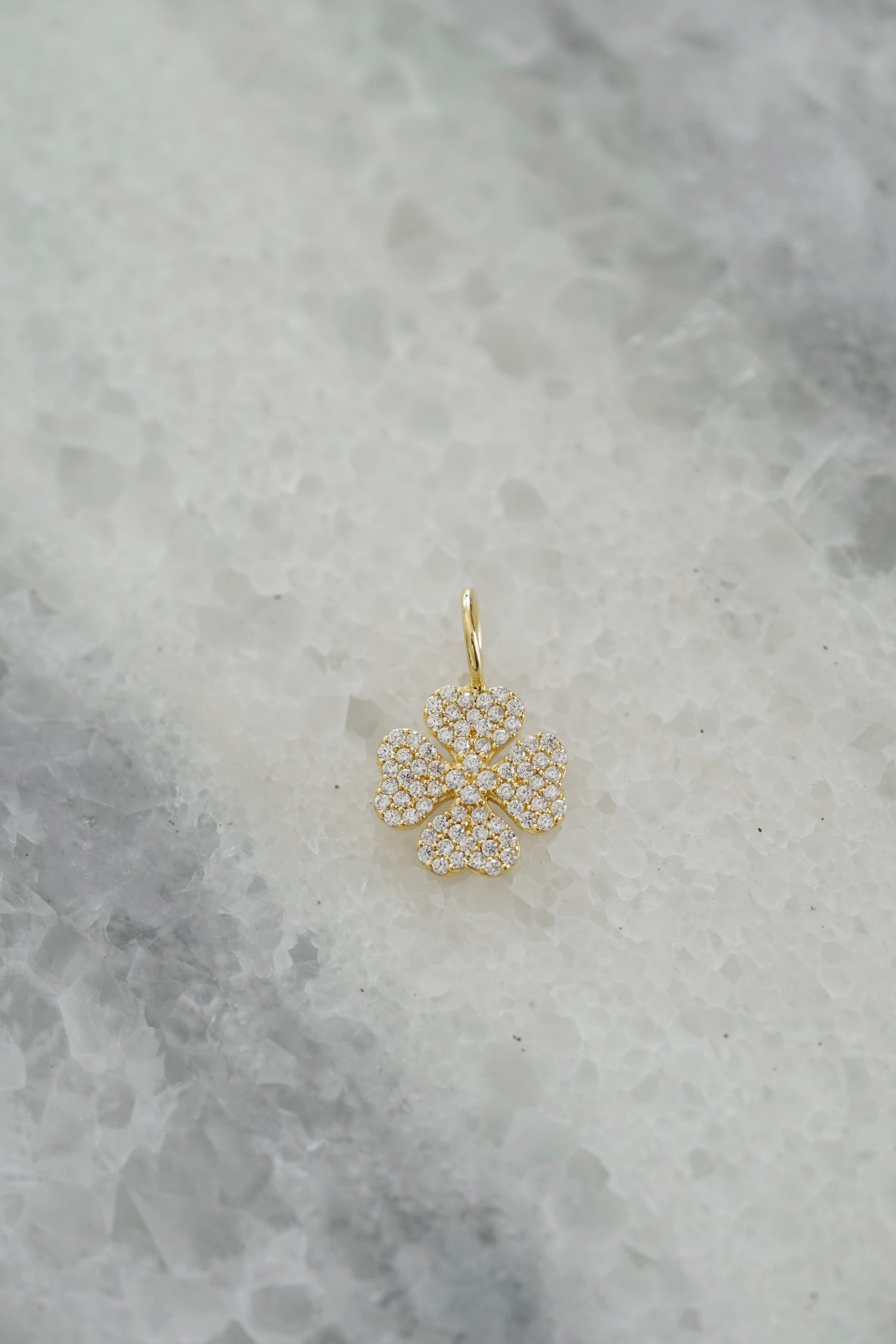 Anhänger LUCKY CLOVER gold