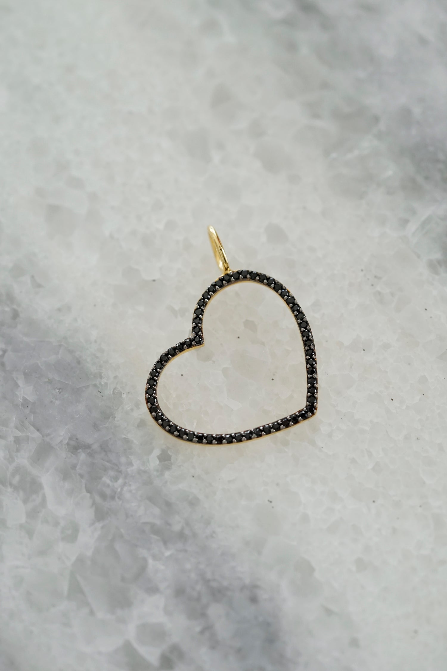 Anhänger BLACK HEART gold