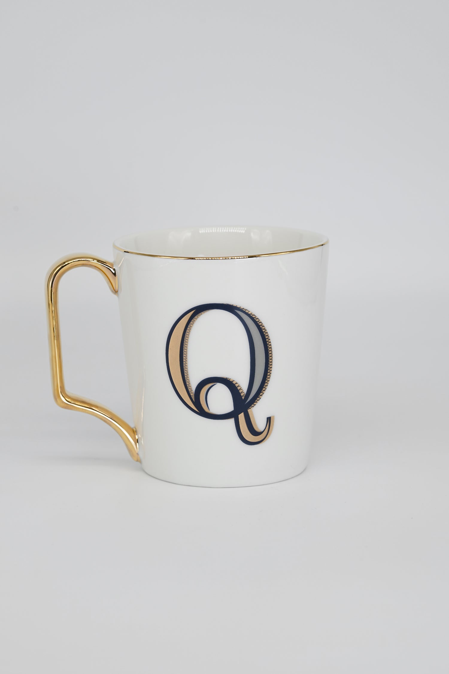 Buchstaben Tasse Q
