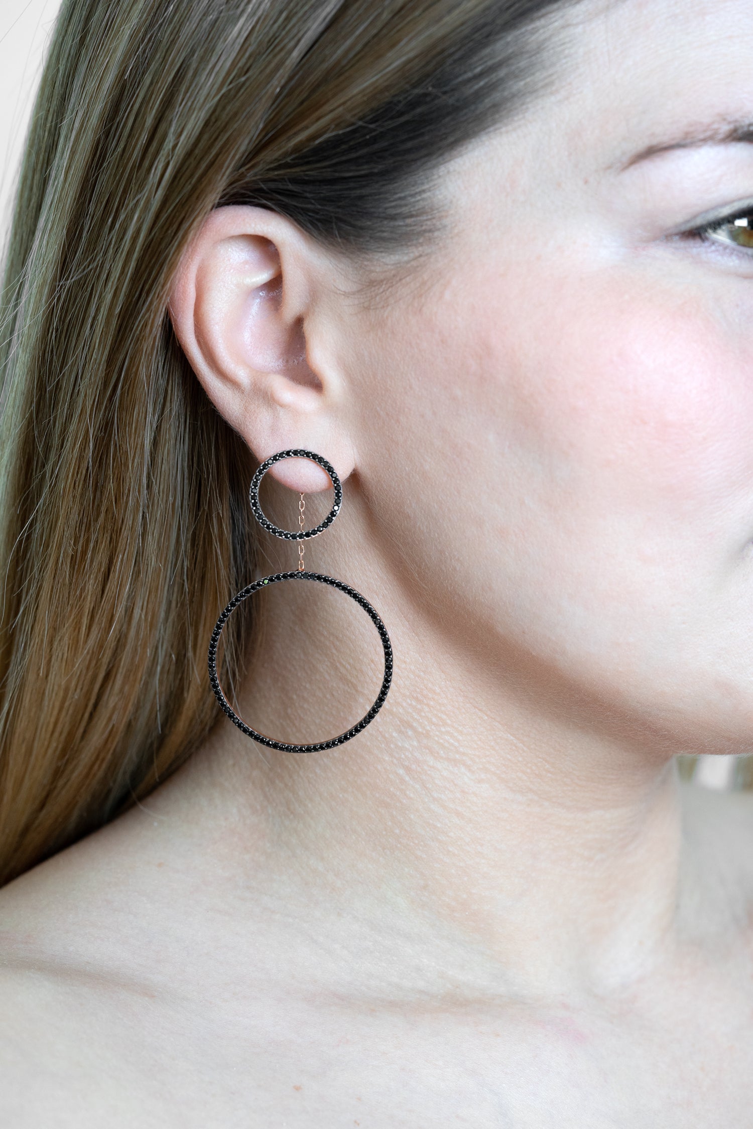 Ohrringe BLACK CIRCLE roségold