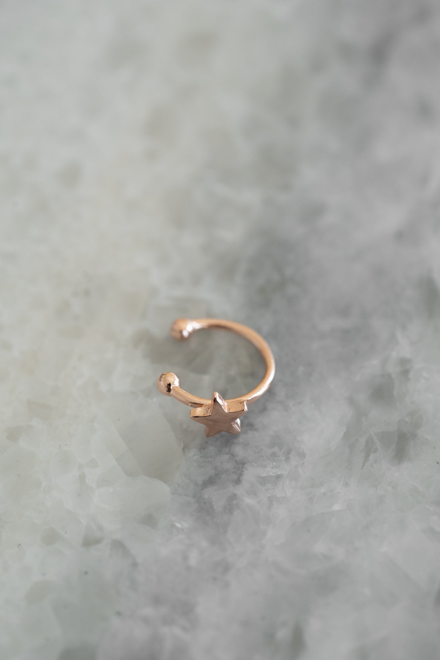 Earcuff PLAIN STAR roségold