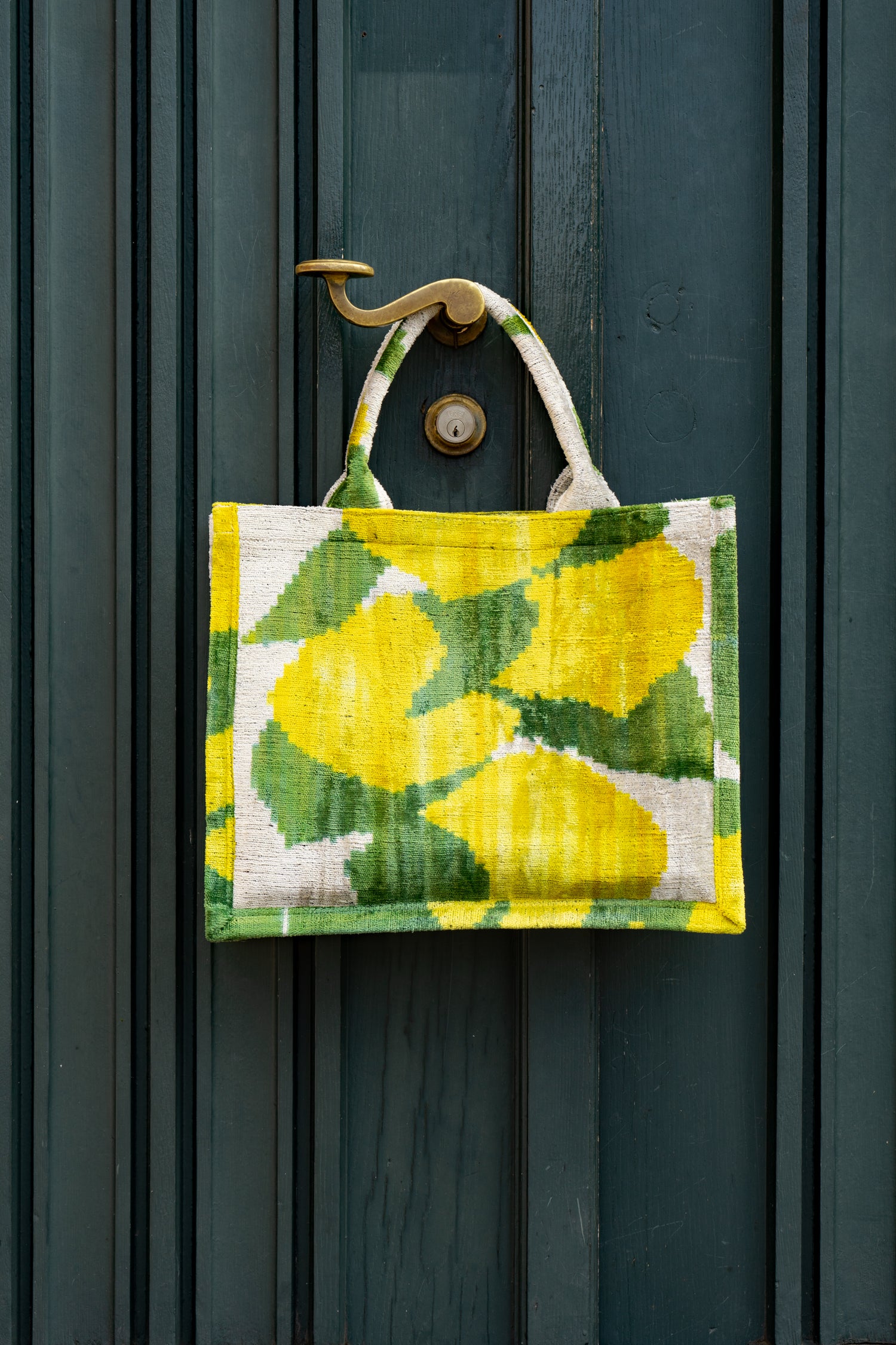 Shopper Seidensamt LOOPY LEMON gelb