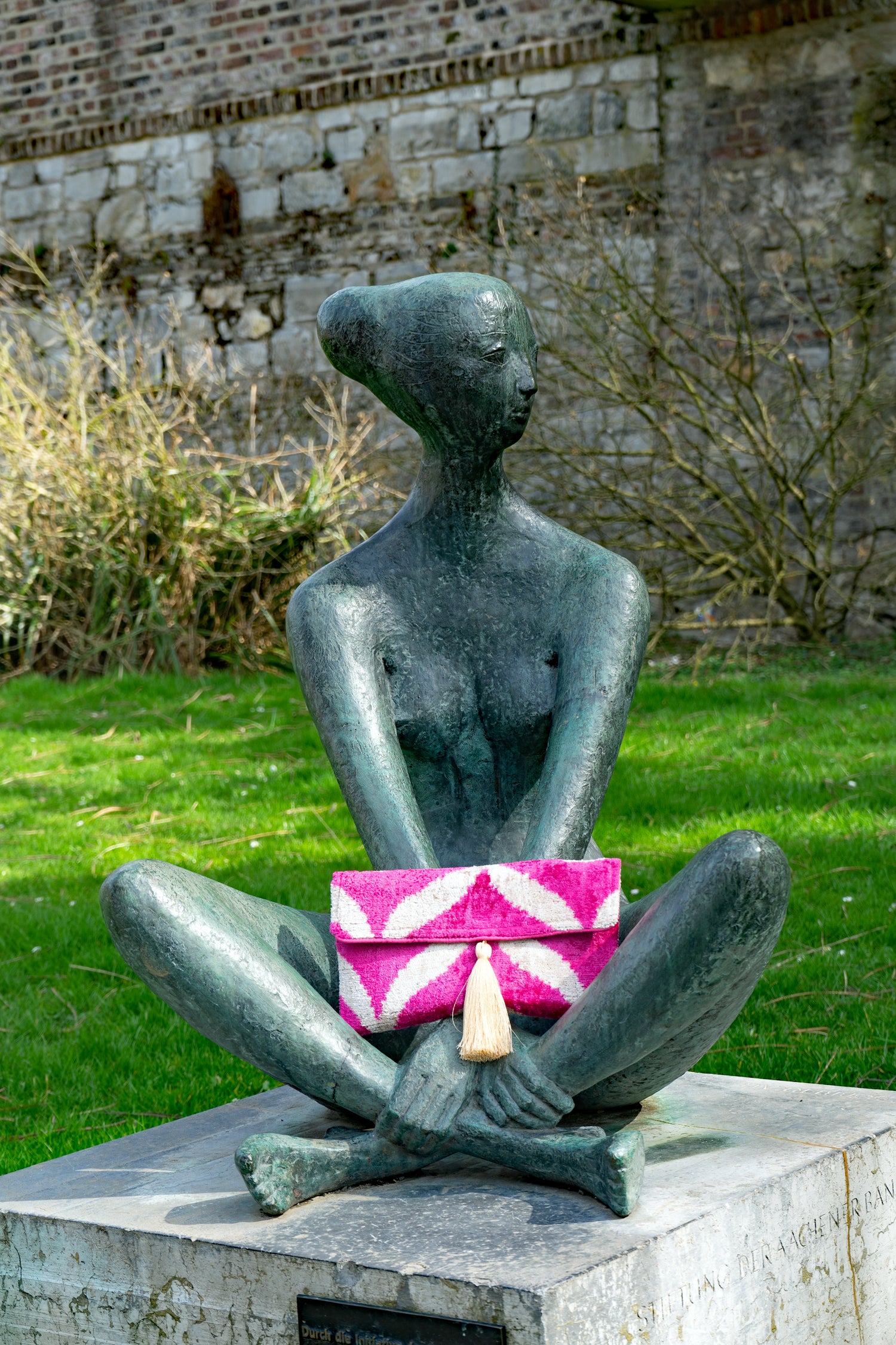 Clutch Seidensamt LILO LOOPY pink