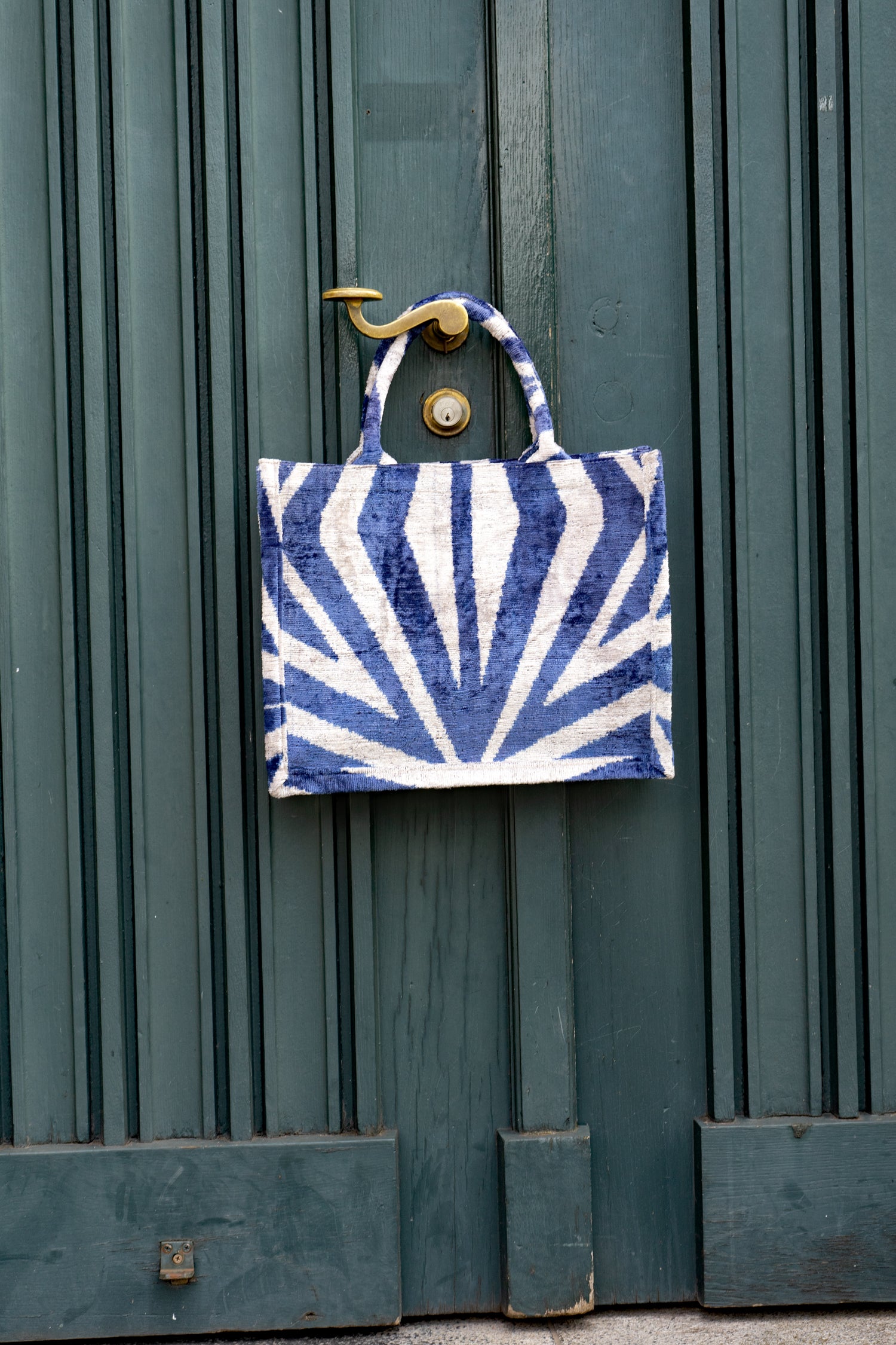 Shopper Seidensamt PULP FICTION blau