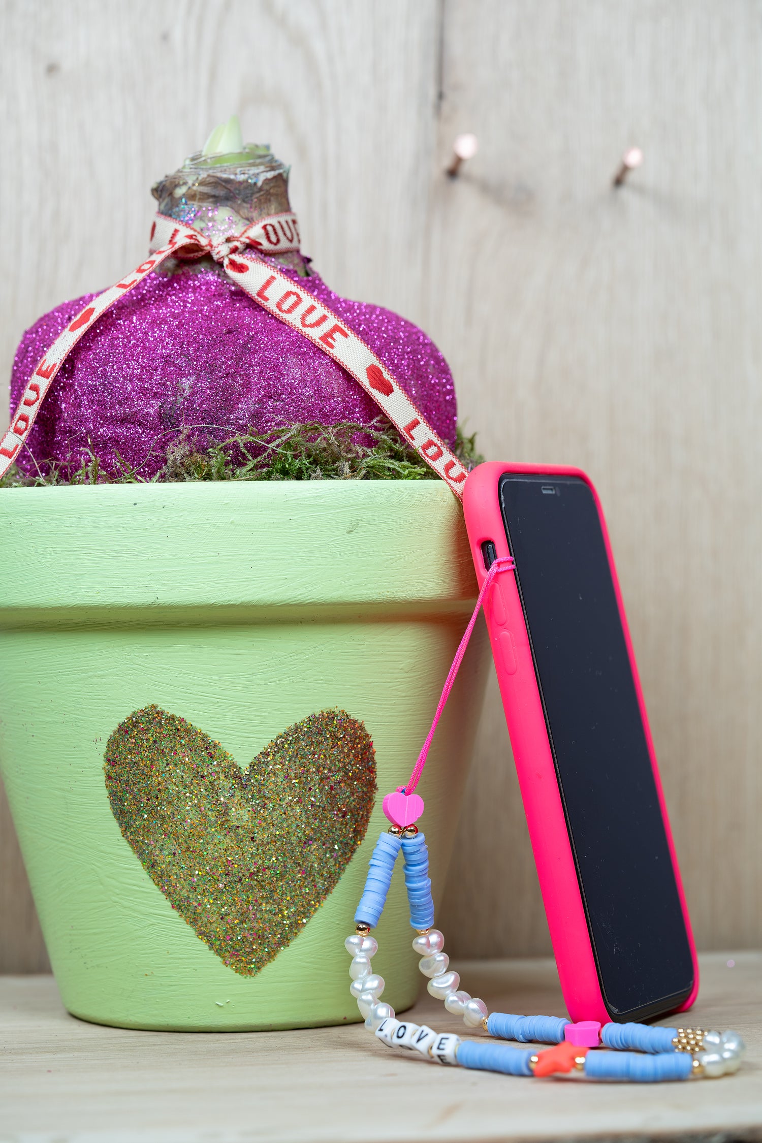 Handykette LOVE hellblau