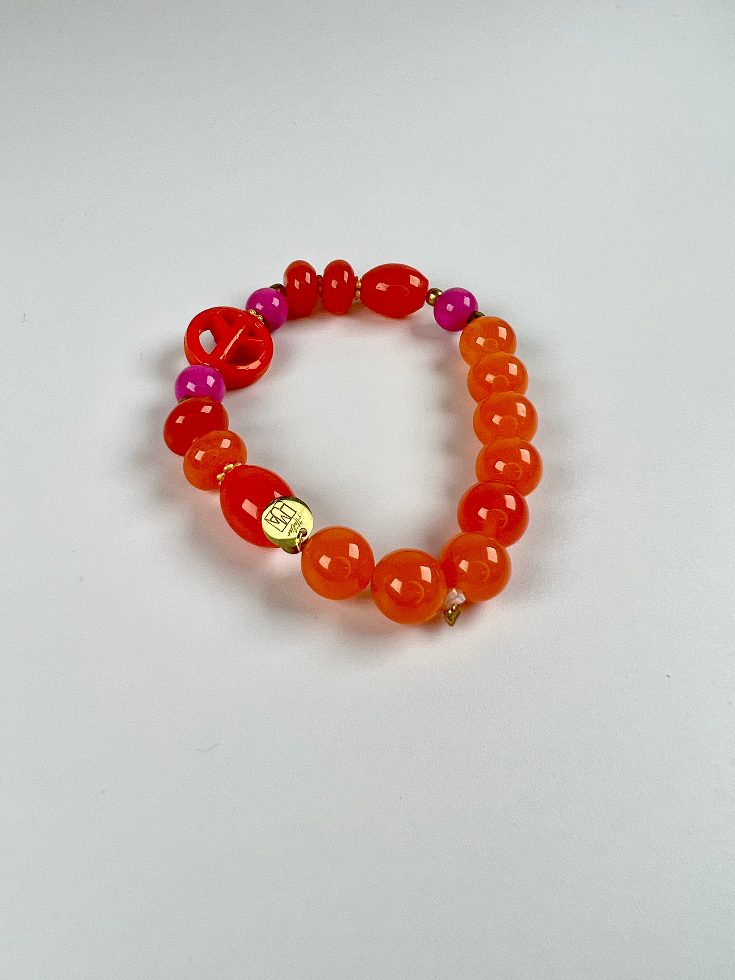 Unikat Armband aus Carneolen, Holzperlen und Goldelementen